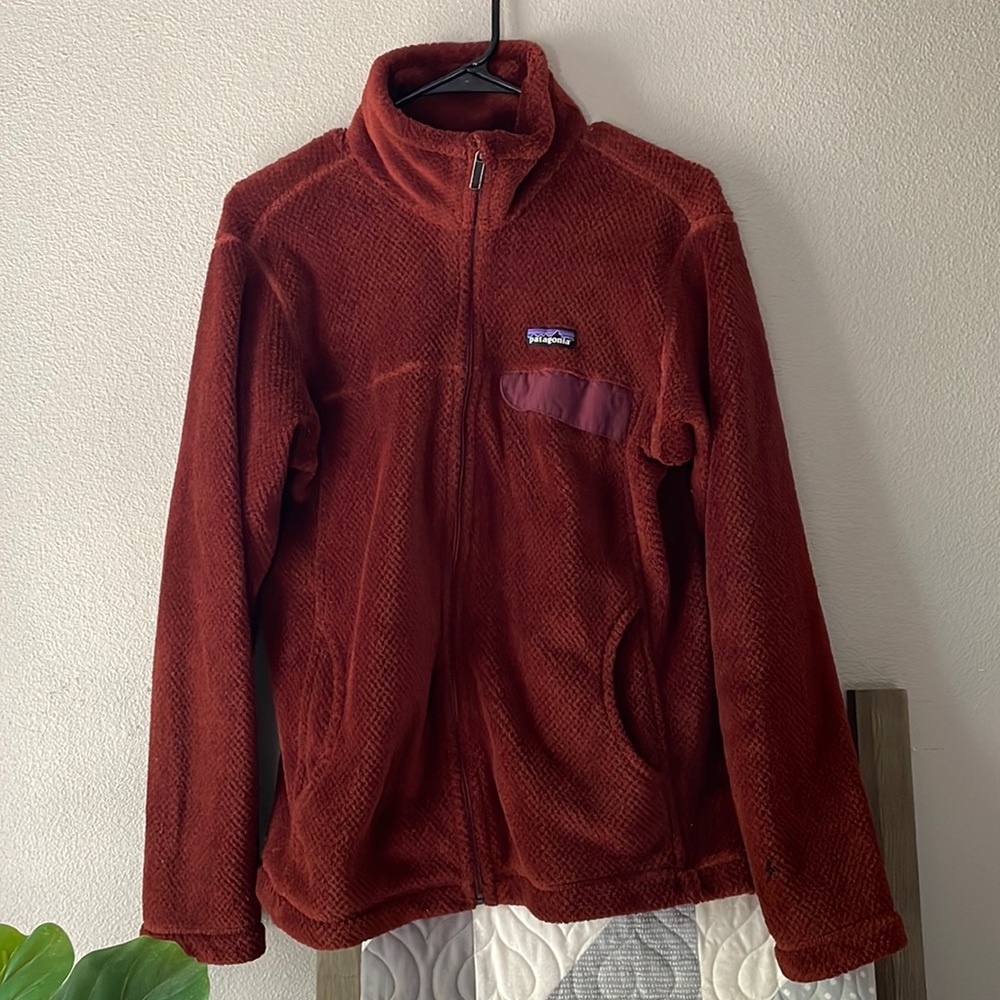 Patagonia Women’s Fleece Size LG